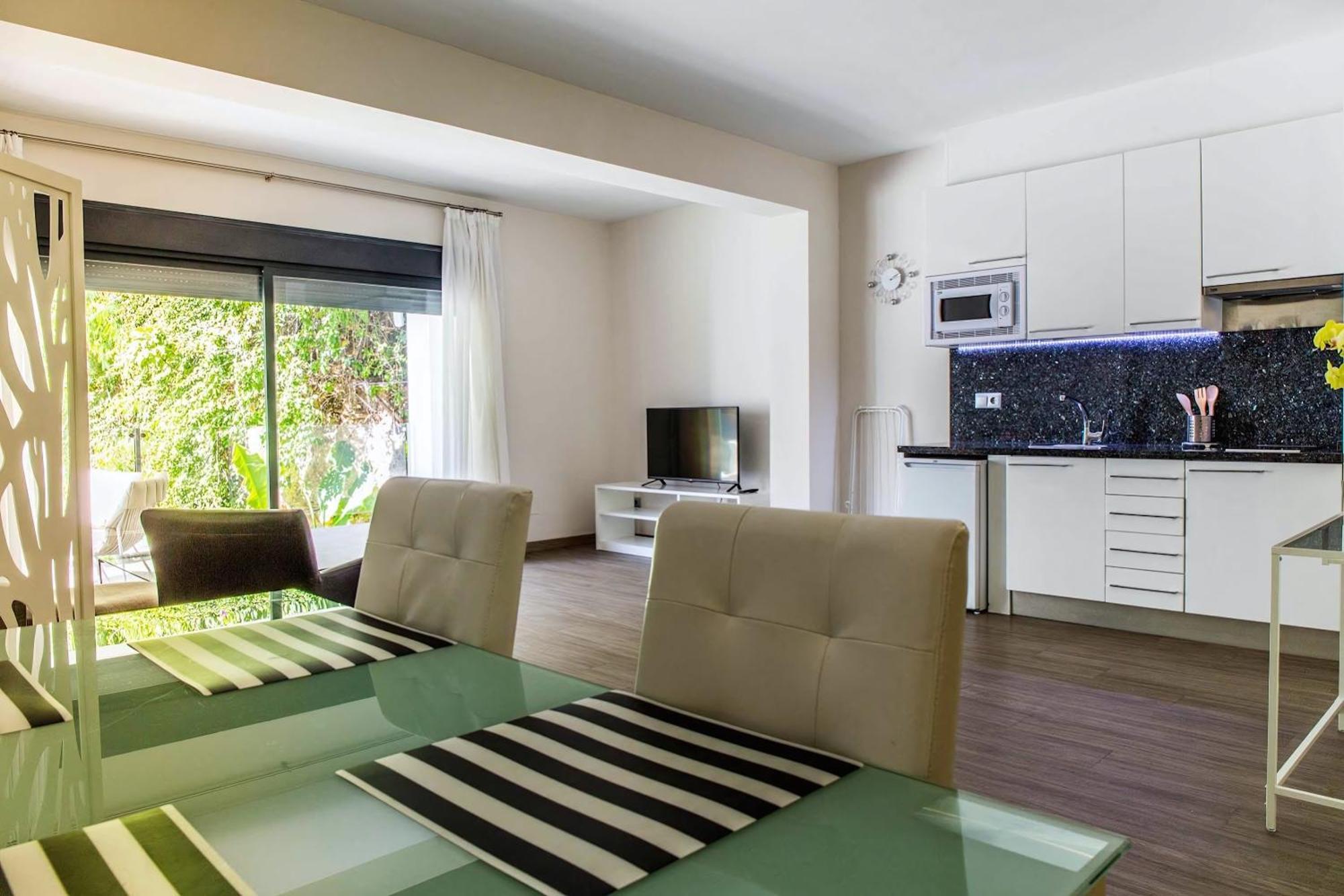 Bluesea Dimona Suites Torremolinos Ngoại thất bức ảnh