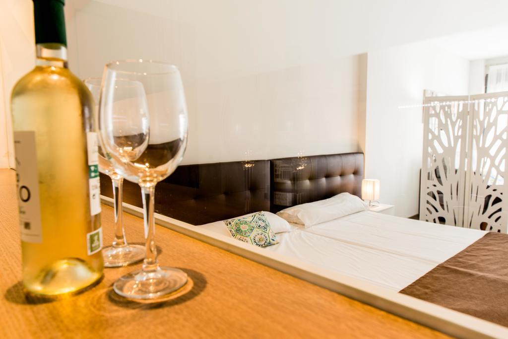 Bluesea Dimona Suites Torremolinos Ngoại thất bức ảnh