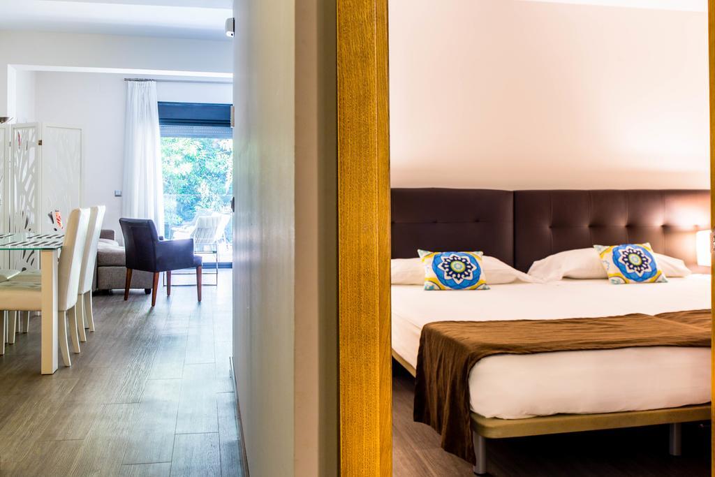 Bluesea Dimona Suites Torremolinos Ngoại thất bức ảnh