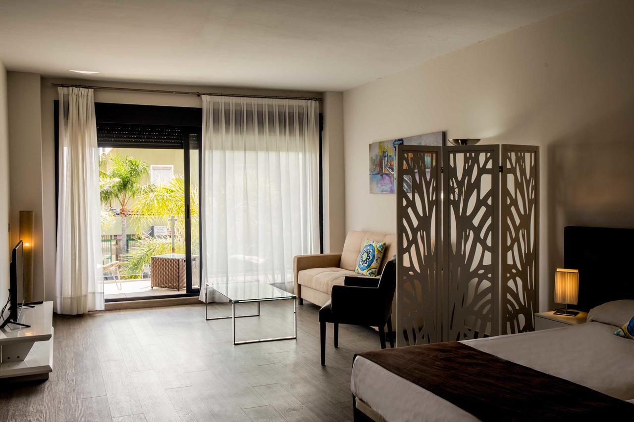 Bluesea Dimona Suites Torremolinos Ngoại thất bức ảnh